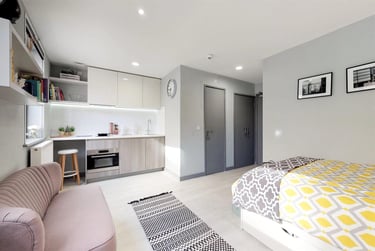 1 bed studio, Bernard Street, City Centre, Southampton, SO143AY - Image 6